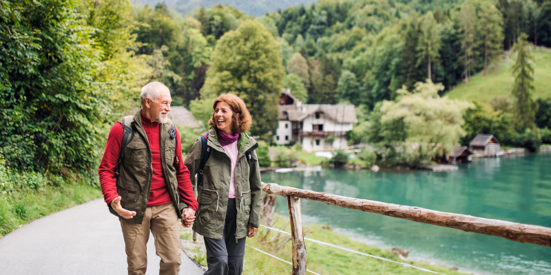 5 Ways to Make Travel Easier for Elderly: From Mobility to Comfort